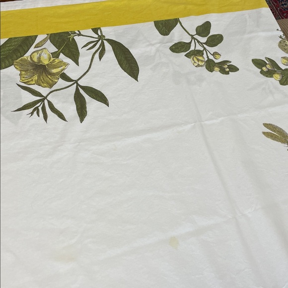Williams Sonoma Spring Bunny Table Cloth Yellow Border White 70” x 108” Floral - Picture 6 of 16